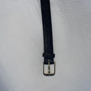 Black belt. Thin. In good condition.